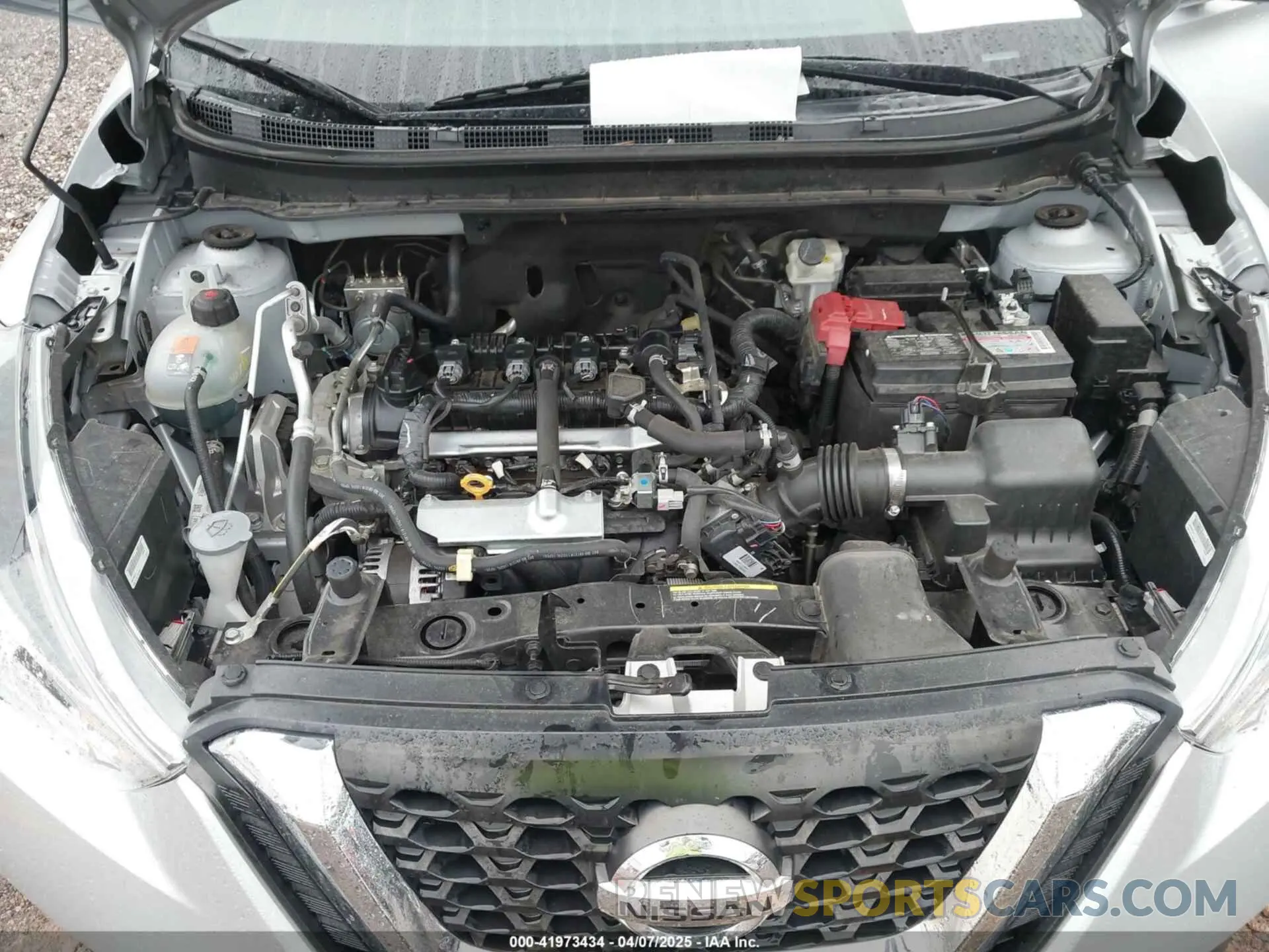 10 Photograph of a damaged car 3N1CP5CV2LL551442 NISSAN KICKS 2020
