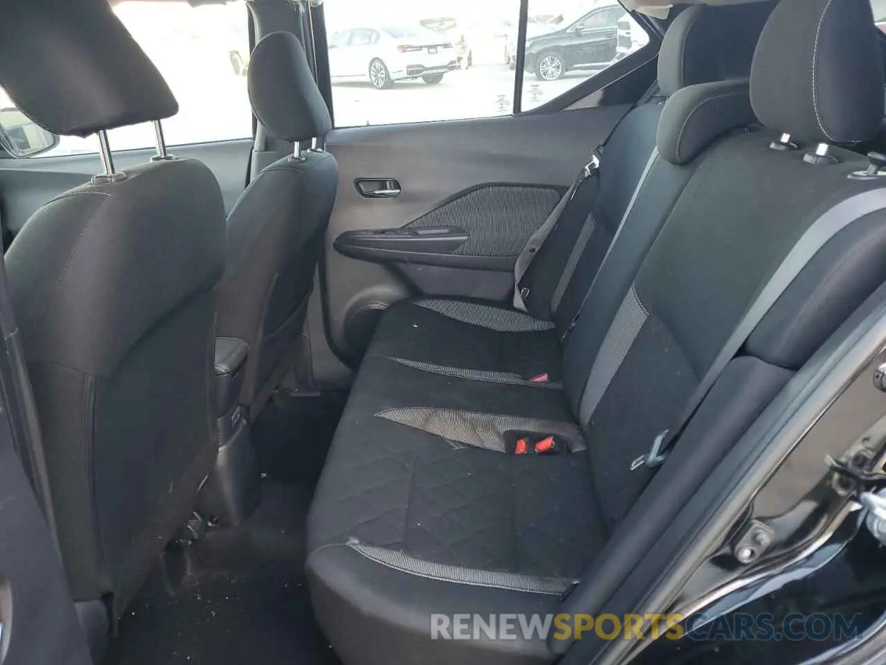 12 Photograph of a damaged car 3N1CP5CV2LL562246 NISSAN KICKS 2020