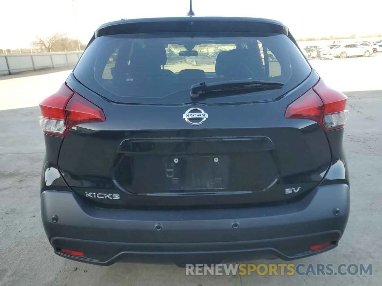6 Photograph of a damaged car 3N1CP5CV2LL562246 NISSAN KICKS 2020