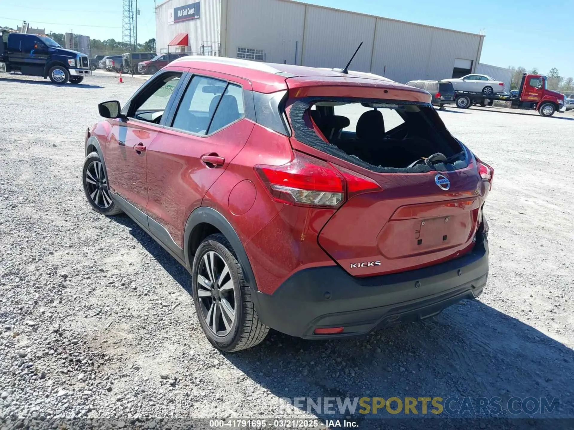 3 Photograph of a damaged car 3N1CP5CV3LL478260 NISSAN KICKS 2020