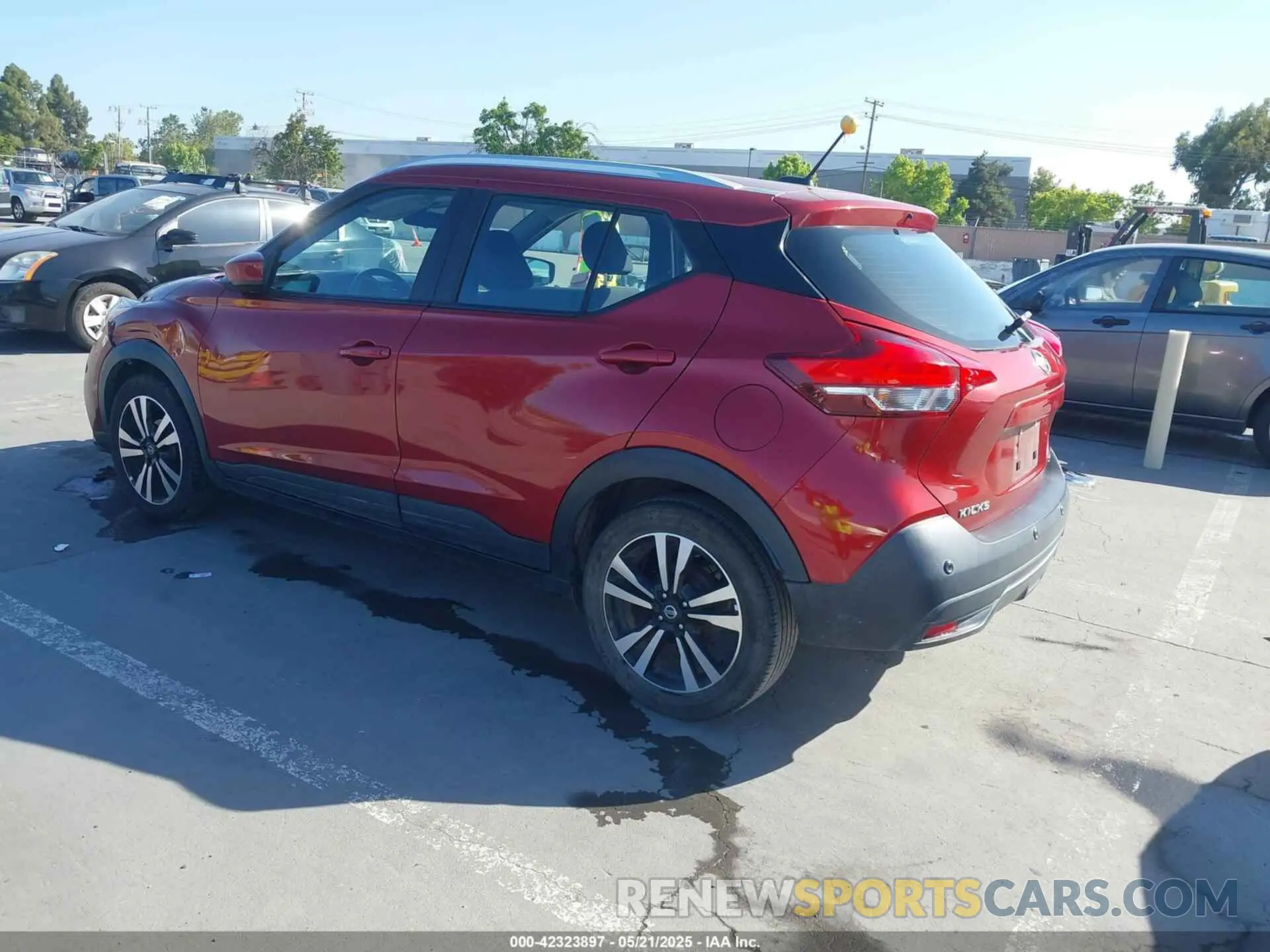 3 Photograph of a damaged car 3N1CP5CV3LL494216 NISSAN KICKS 2020