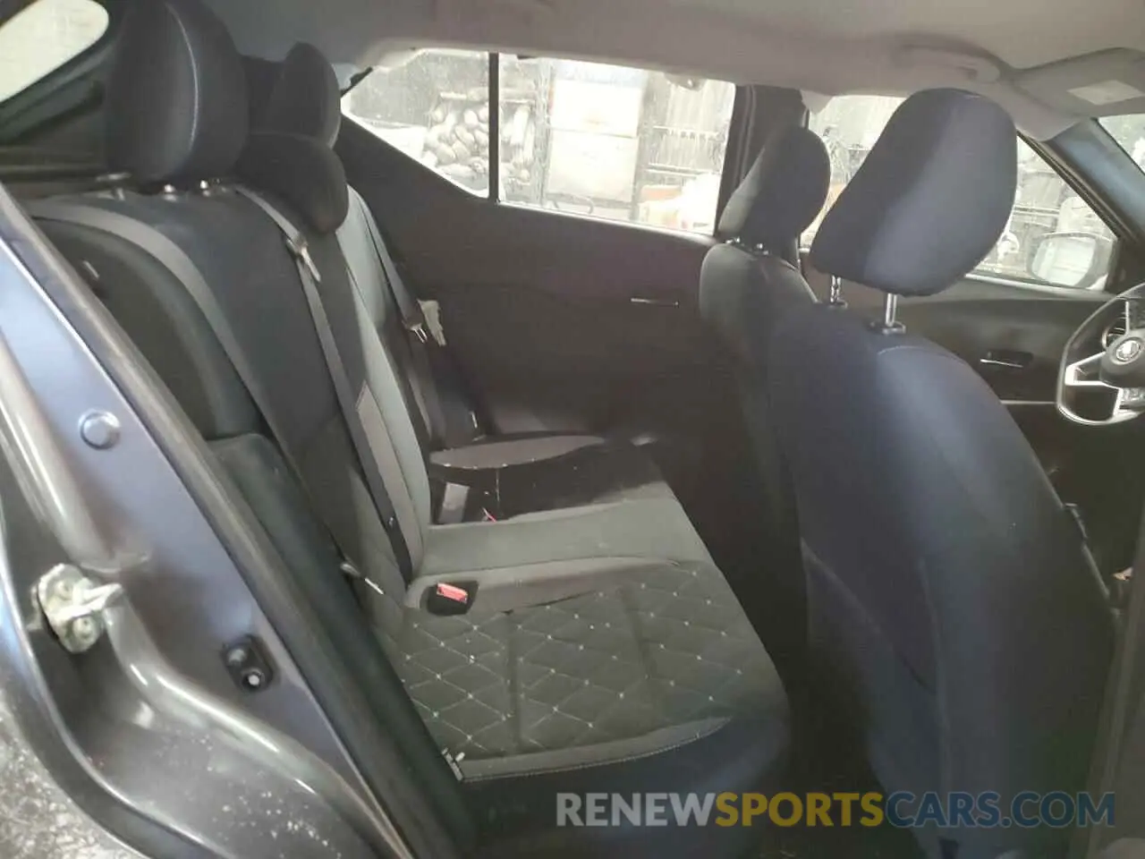 11 Photograph of a damaged car 3N1CP5CV3LL497794 NISSAN KICKS 2020