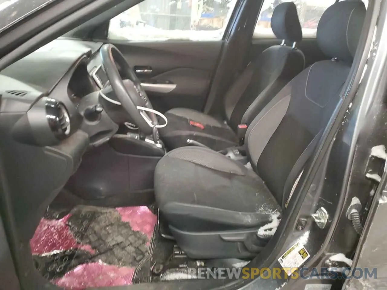 7 Photograph of a damaged car 3N1CP5CV3LL497794 NISSAN KICKS 2020