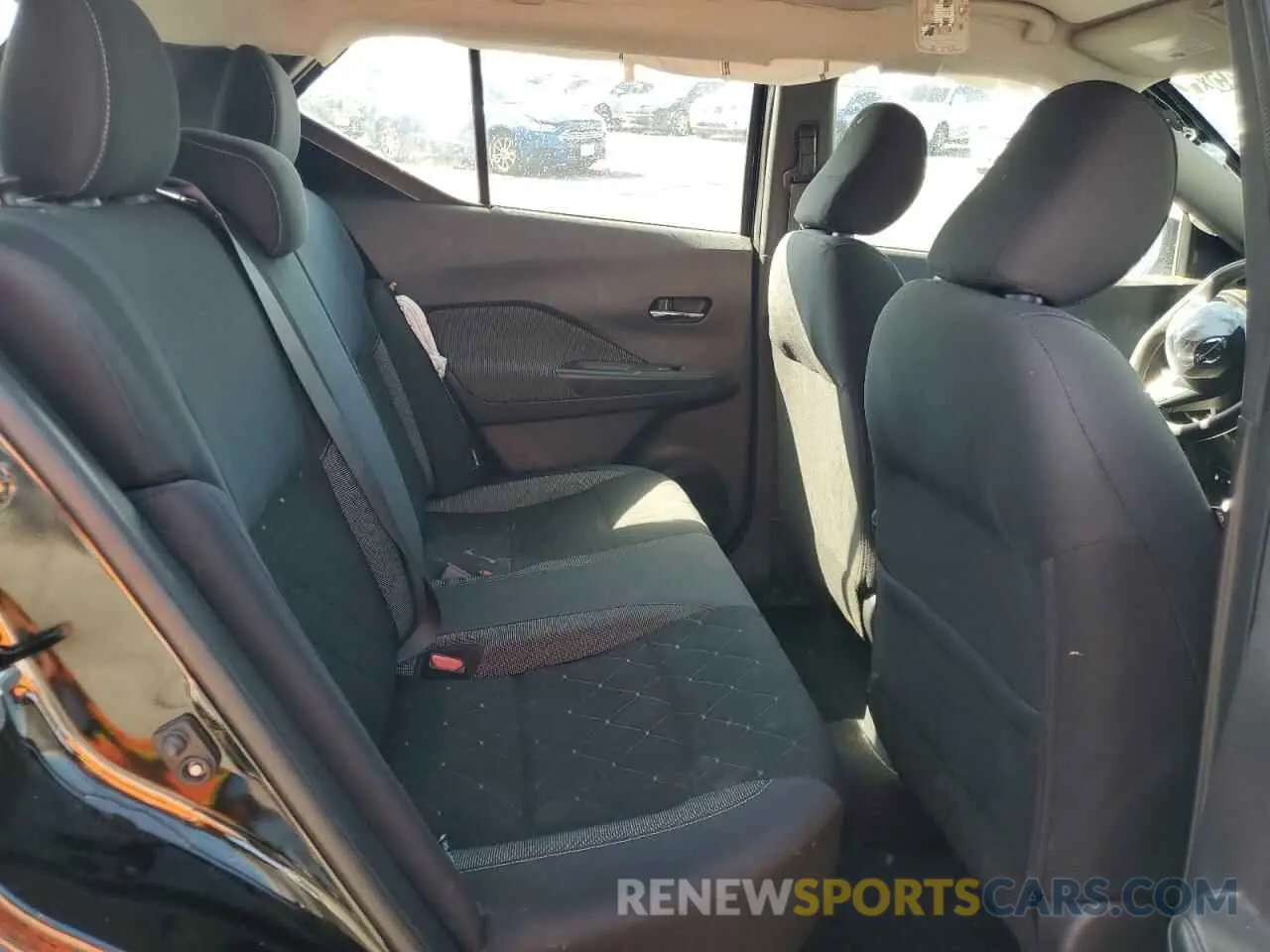 11 Photograph of a damaged car 3N1CP5CV3LL516229 NISSAN KICKS 2020