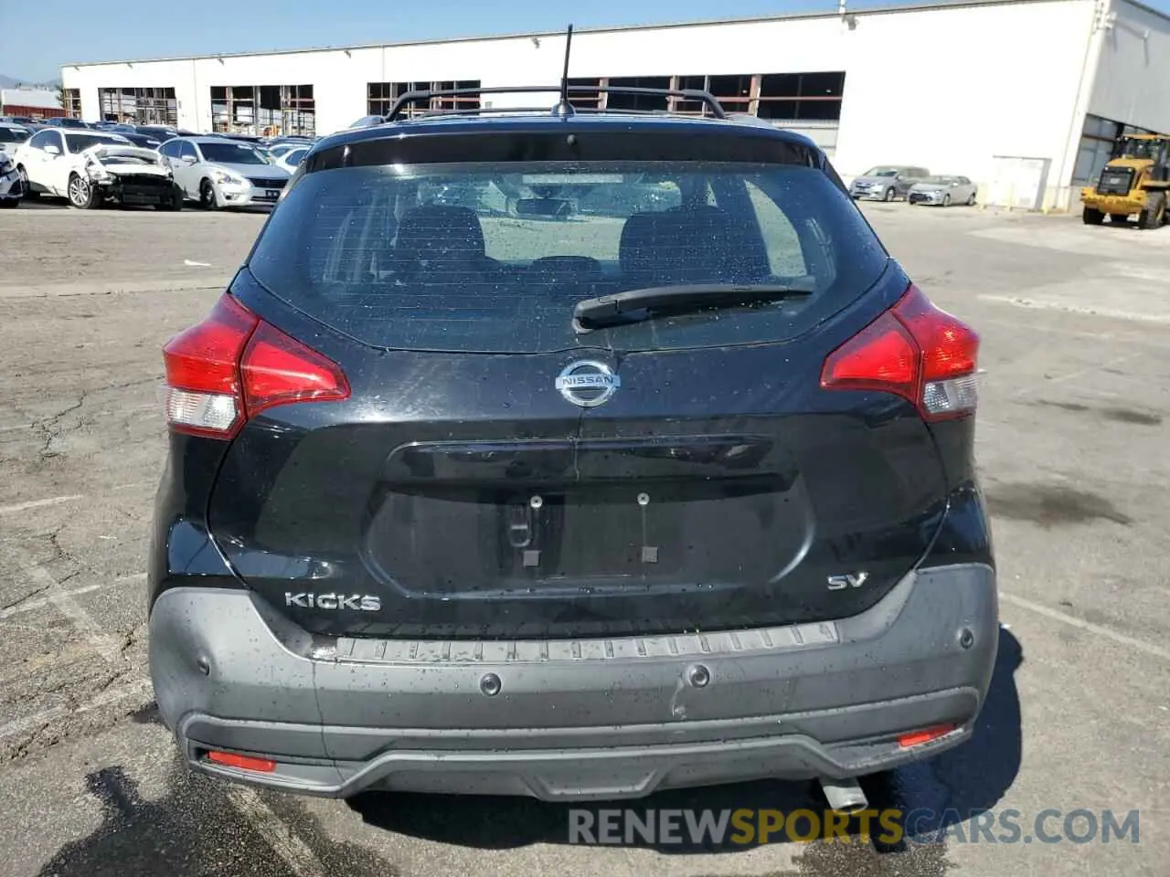6 Photograph of a damaged car 3N1CP5CV3LL516229 NISSAN KICKS 2020