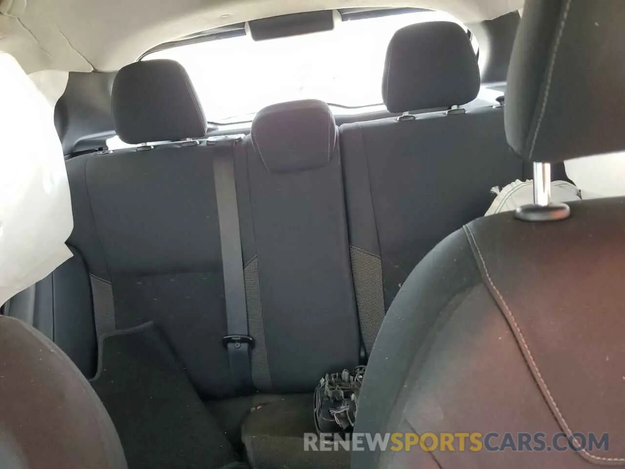 10 Photograph of a damaged car 3N1CP5CV3LL516960 NISSAN KICKS 2020