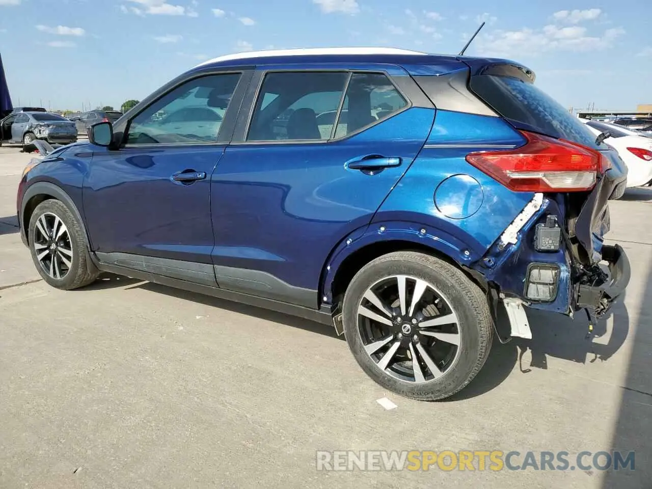 2 Photograph of a damaged car 3N1CP5CV3LL536271 NISSAN KICKS 2020