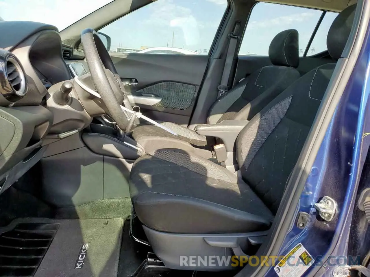 7 Photograph of a damaged car 3N1CP5CV3LL536271 NISSAN KICKS 2020