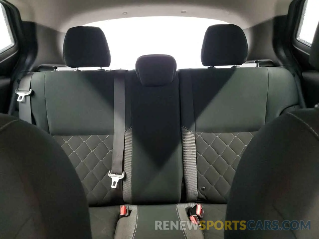 10 Photograph of a damaged car 3N1CP5CV3LL556892 NISSAN KICKS 2020