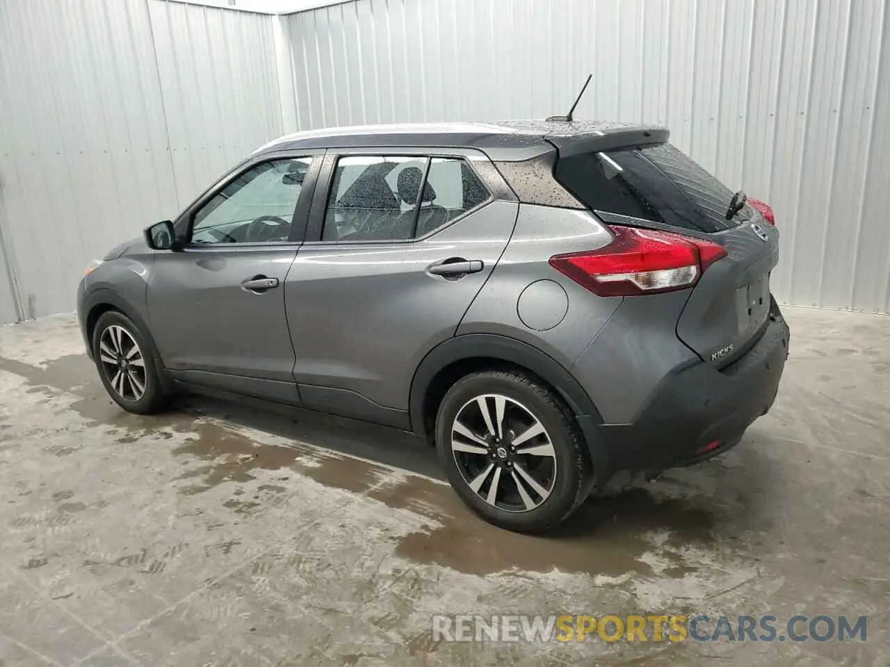 2 Photograph of a damaged car 3N1CP5CV3LL556892 NISSAN KICKS 2020