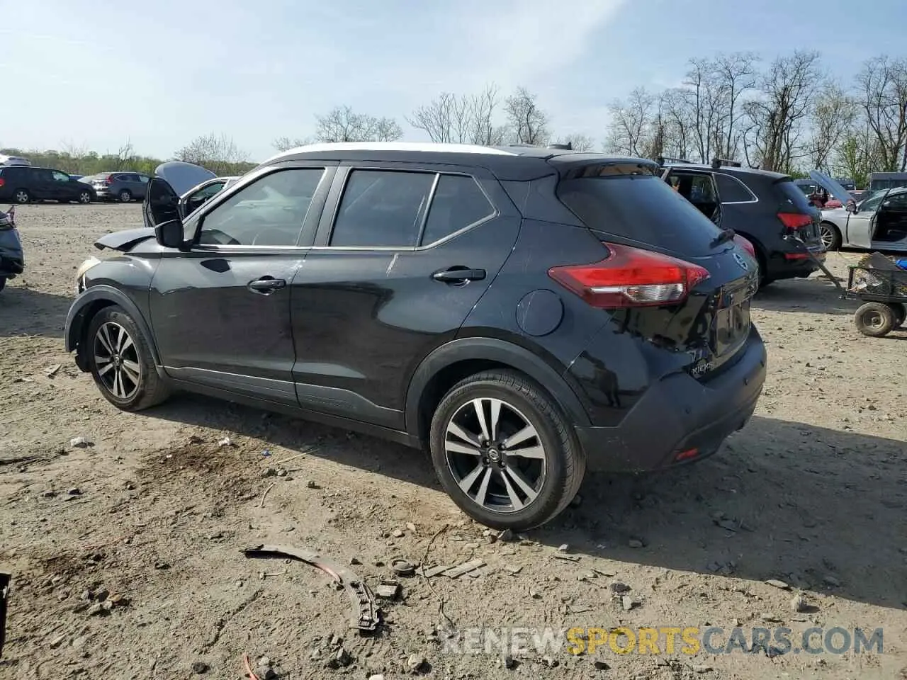 2 Photograph of a damaged car 3N1CP5CV4LL496234 NISSAN KICKS 2020