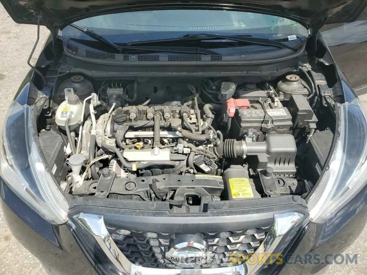 12 Photograph of a damaged car 3N1CP5CV4LL505613 NISSAN KICKS 2020