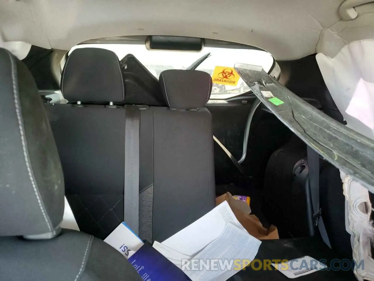 10 Photograph of a damaged car 3N1CP5CV4LL521083 NISSAN KICKS 2020