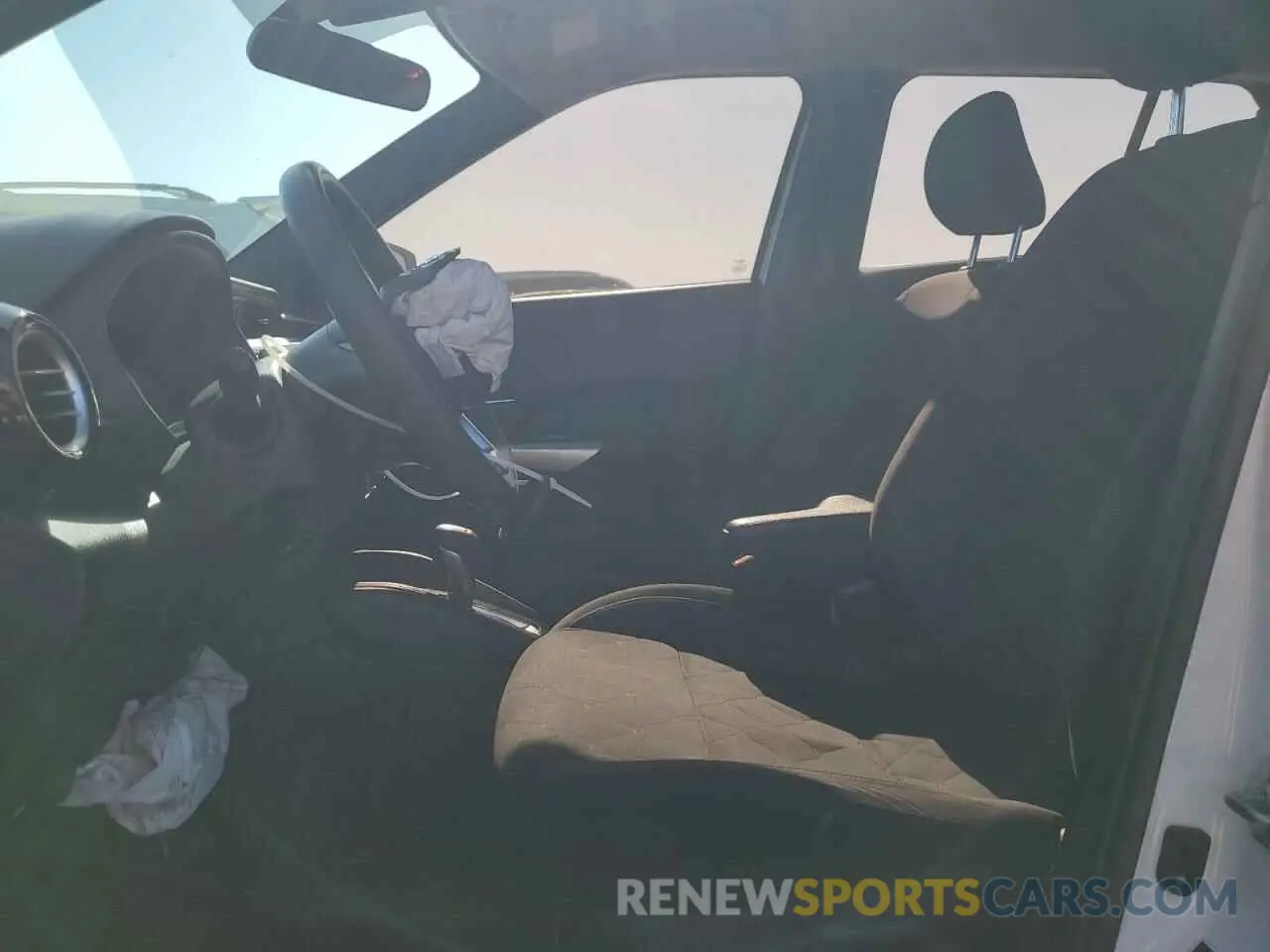 7 Photograph of a damaged car 3N1CP5CV4LL552687 NISSAN KICKS 2020