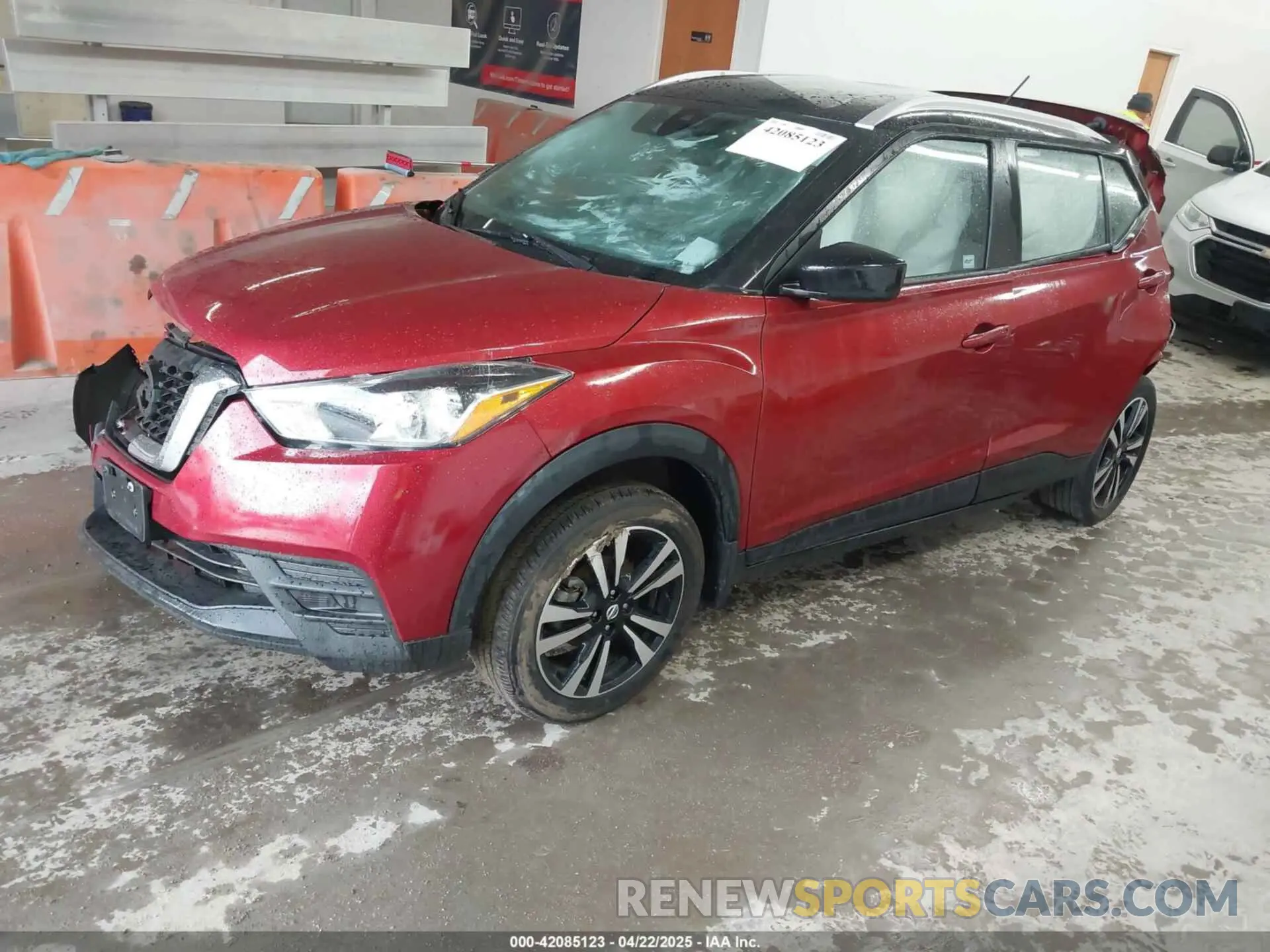 2 Photograph of a damaged car 3N1CP5CV5LL520959 NISSAN KICKS 2020
