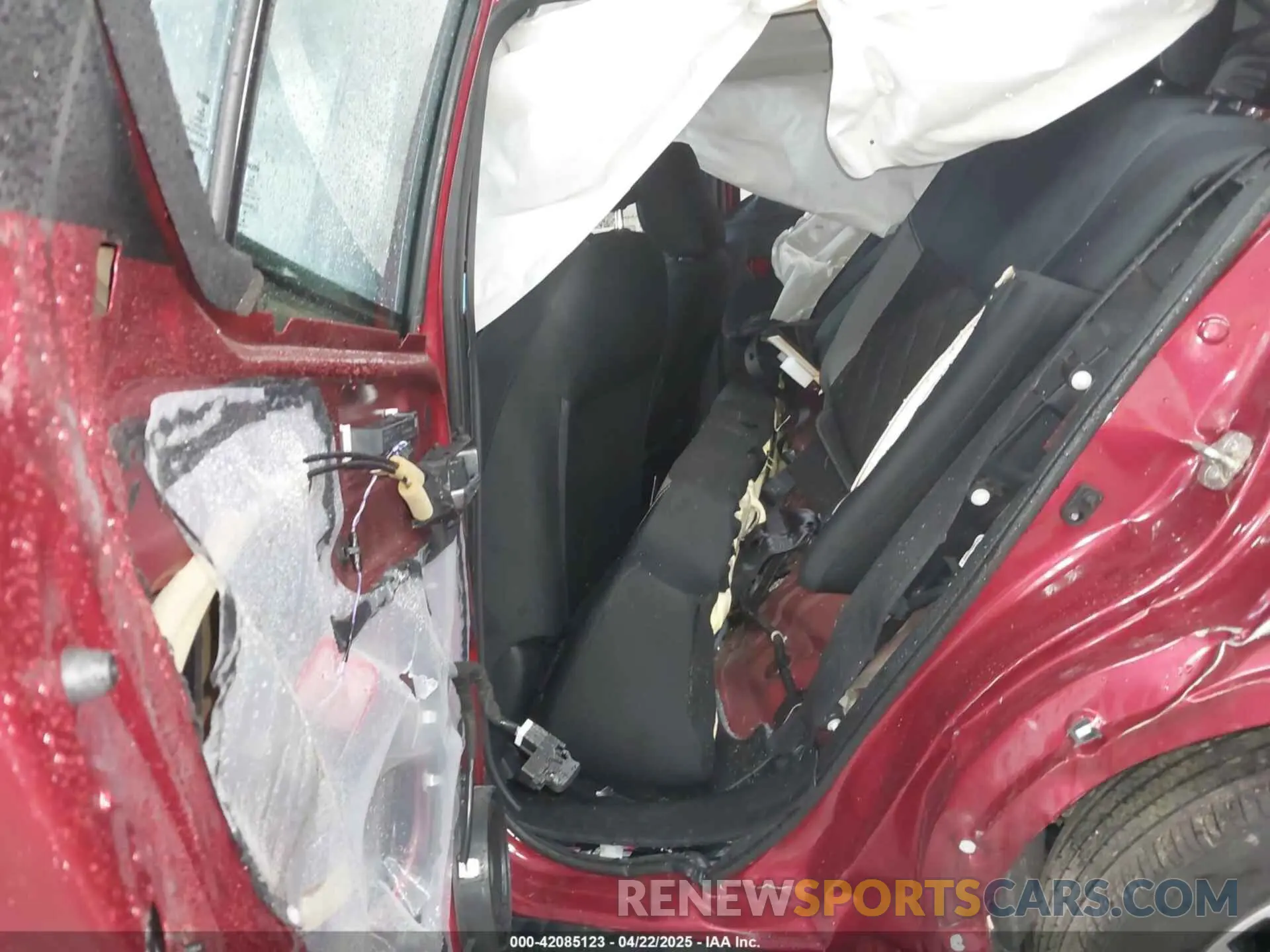 8 Photograph of a damaged car 3N1CP5CV5LL520959 NISSAN KICKS 2020