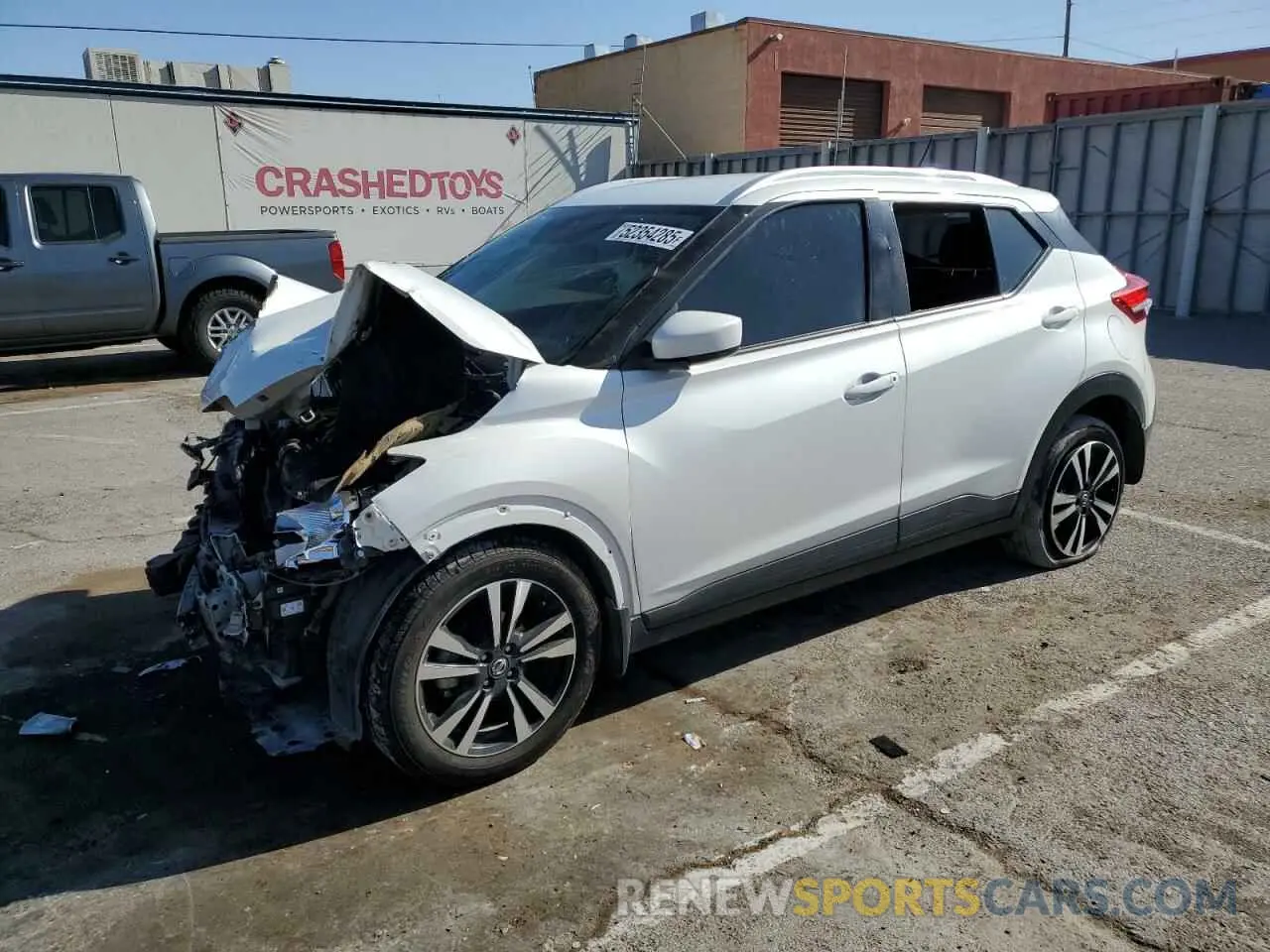 1 Photograph of a damaged car 3N1CP5CV5LL545425 NISSAN KICKS 2020