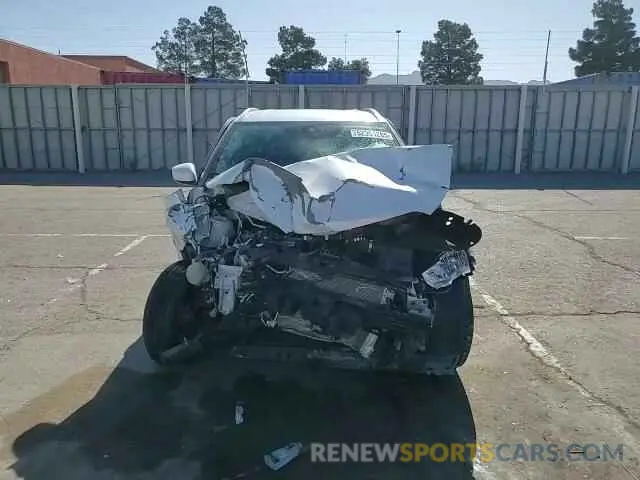 12 Photograph of a damaged car 3N1CP5CV5LL545425 NISSAN KICKS 2020