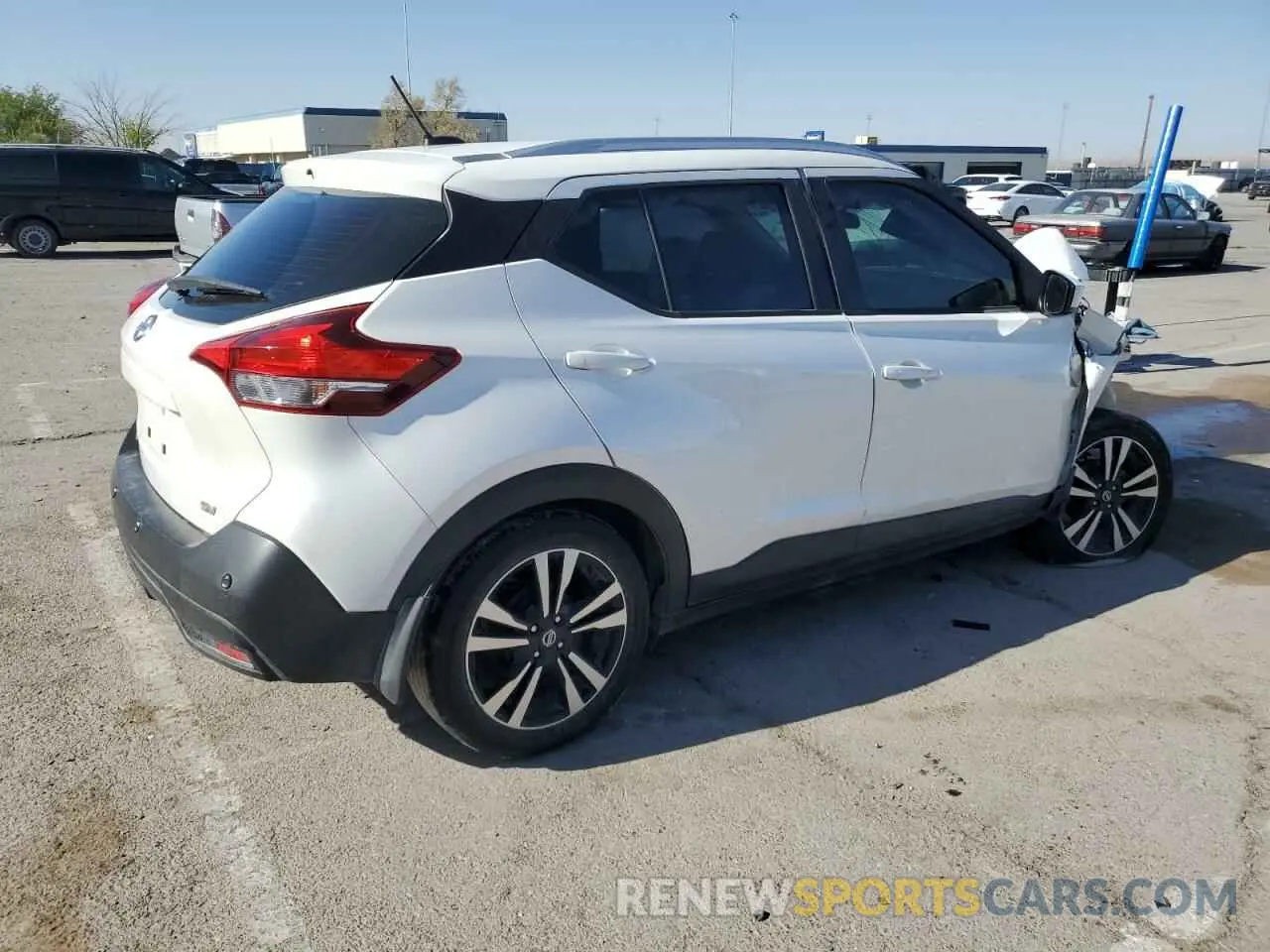 3 Photograph of a damaged car 3N1CP5CV5LL545425 NISSAN KICKS 2020