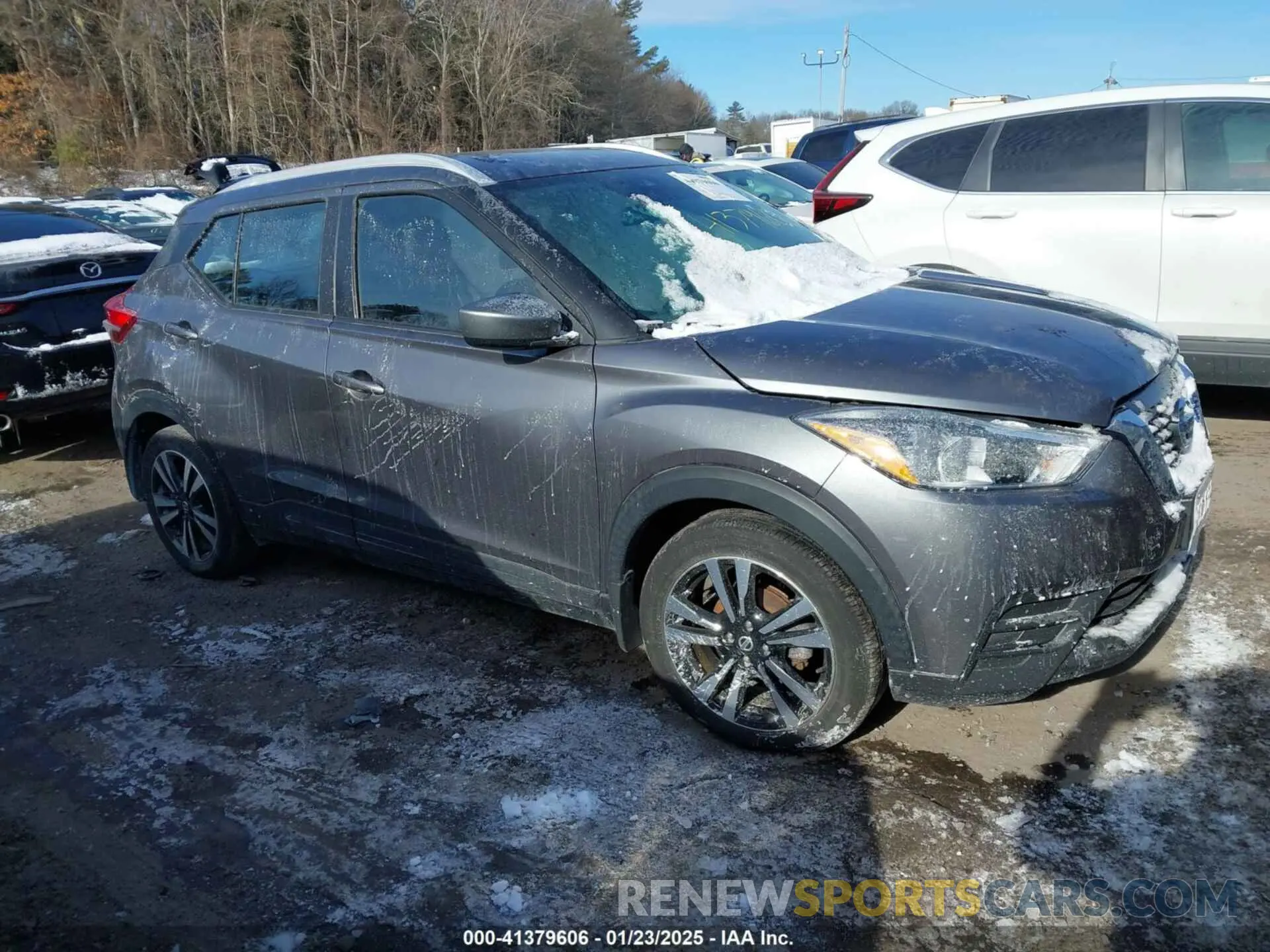 1 Photograph of a damaged car 3N1CP5CV5LL559390 NISSAN KICKS 2020