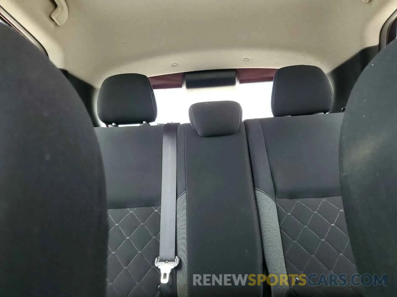 10 Photograph of a damaged car 3N1CP5CV5LL570812 NISSAN KICKS 2020