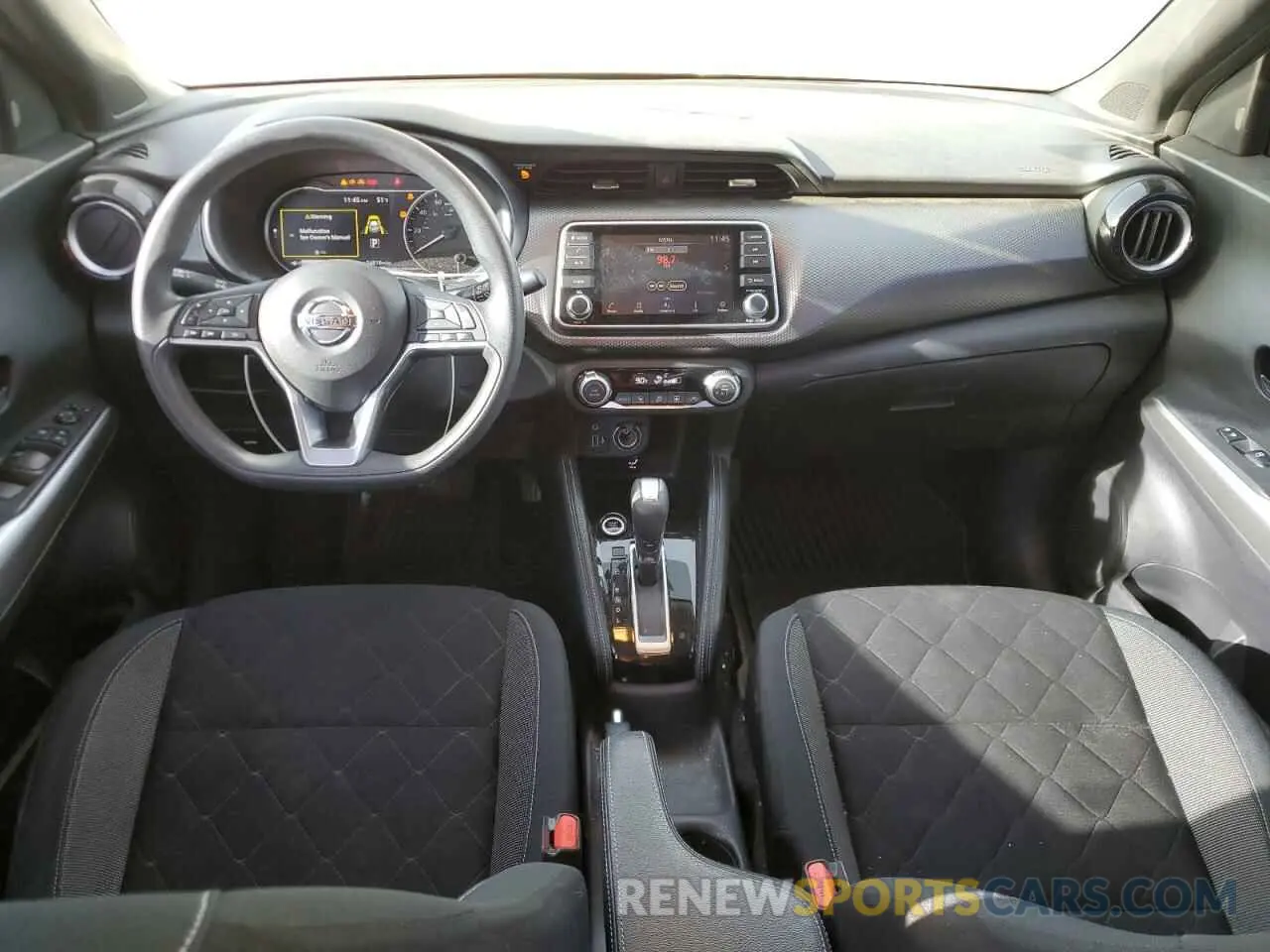 8 Photograph of a damaged car 3N1CP5CV6LL486837 NISSAN KICKS 2020