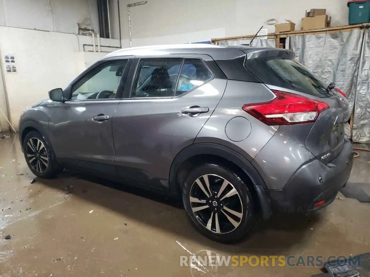 2 Photograph of a damaged car 3N1CP5CV6LL520100 NISSAN KICKS 2020