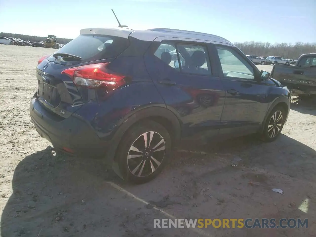 3 Photograph of a damaged car 3N1CP5CV6LL532814 NISSAN KICKS 2020