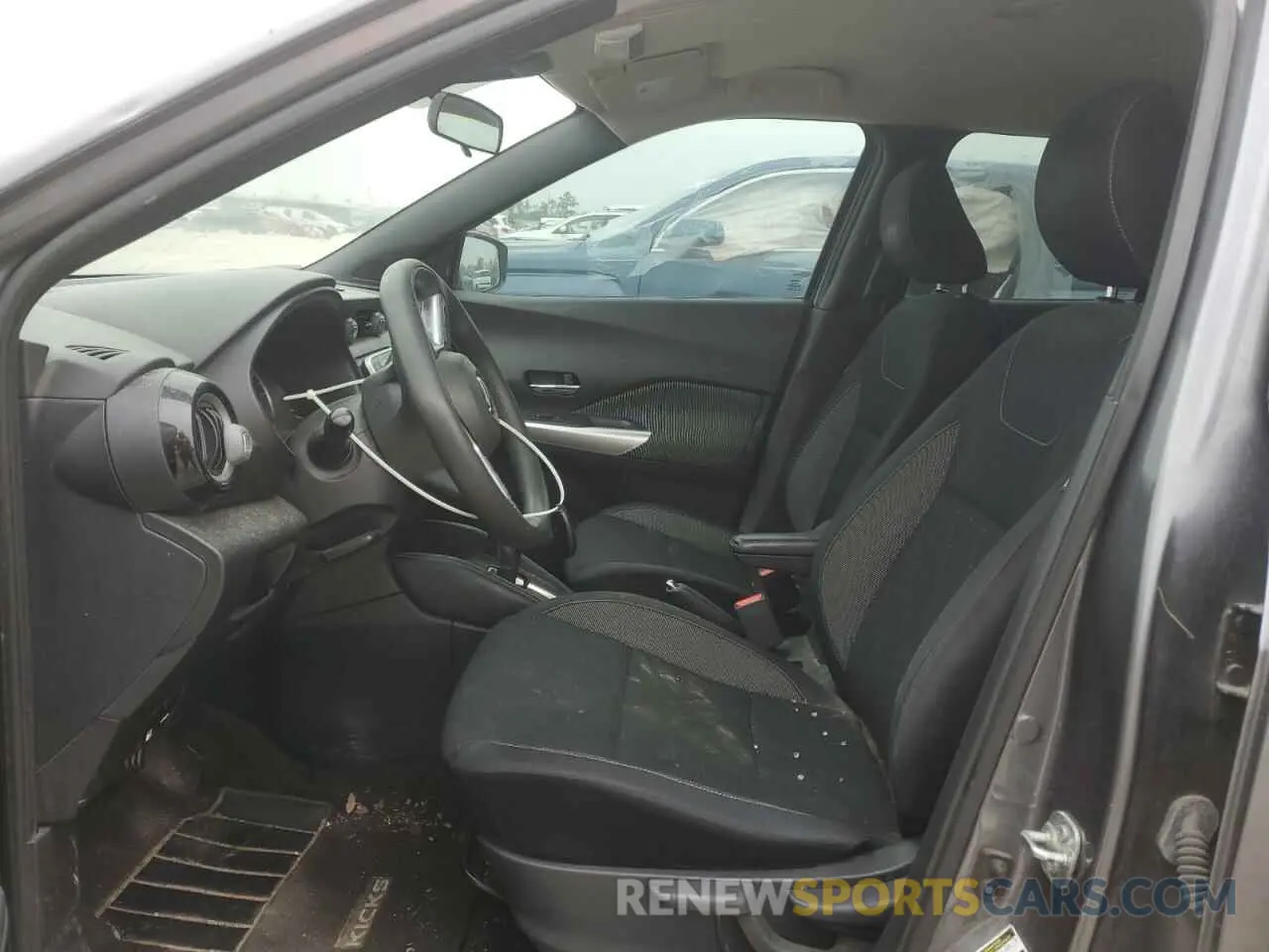 7 Photograph of a damaged car 3N1CP5CV7LL483834 NISSAN KICKS 2020