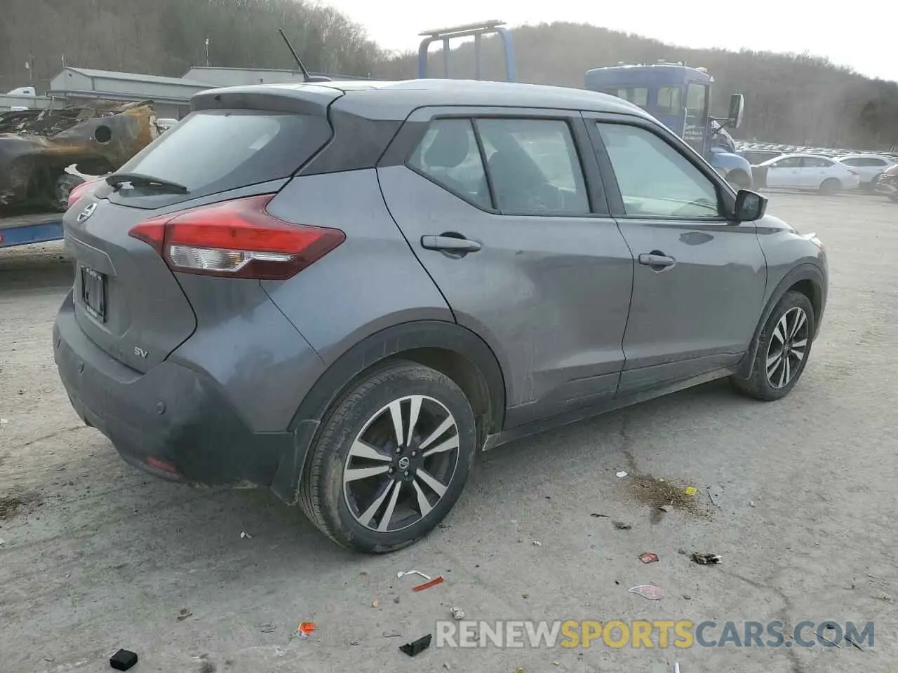 3 Photograph of a damaged car 3N1CP5CV7LL536323 NISSAN KICKS 2020