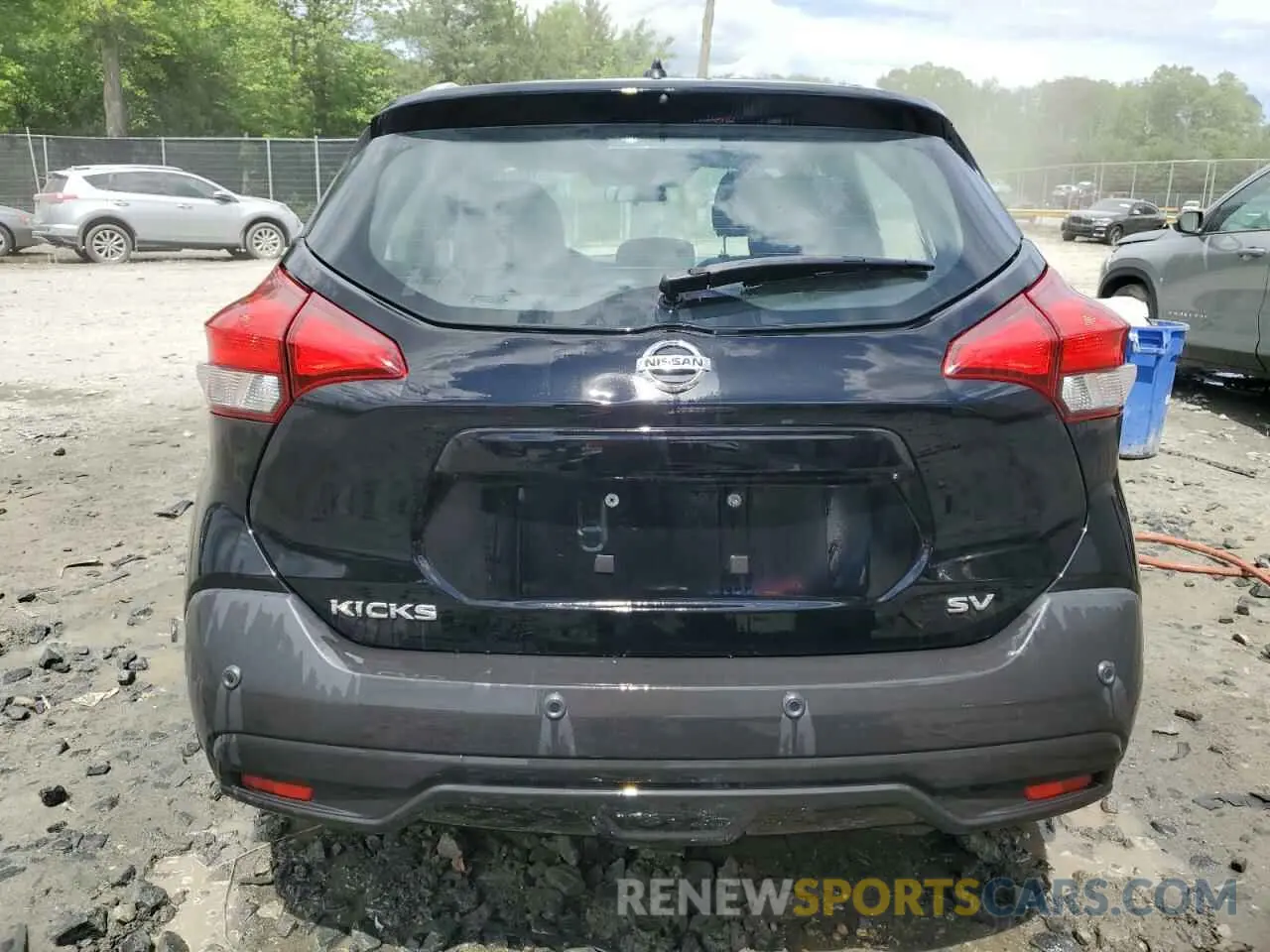 6 Photograph of a damaged car 3N1CP5CV7LL536628 NISSAN KICKS 2020