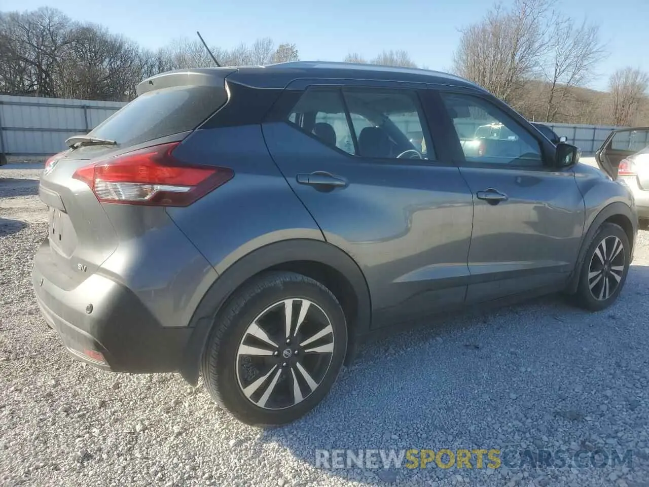 3 Photograph of a damaged car 3N1CP5CV7LL540341 NISSAN KICKS 2020