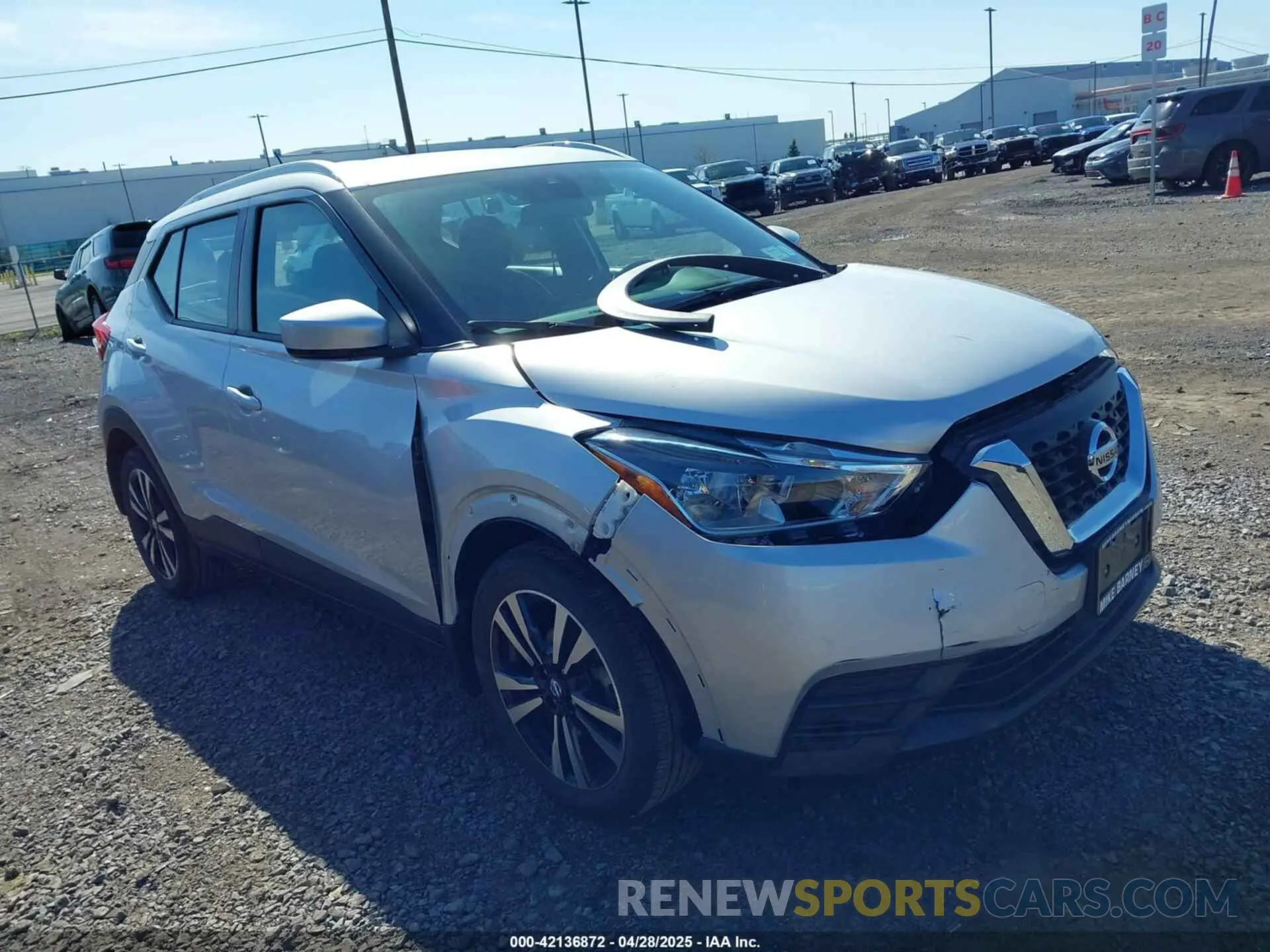 1 Photograph of a damaged car 3N1CP5CV7LL545281 NISSAN KICKS 2020