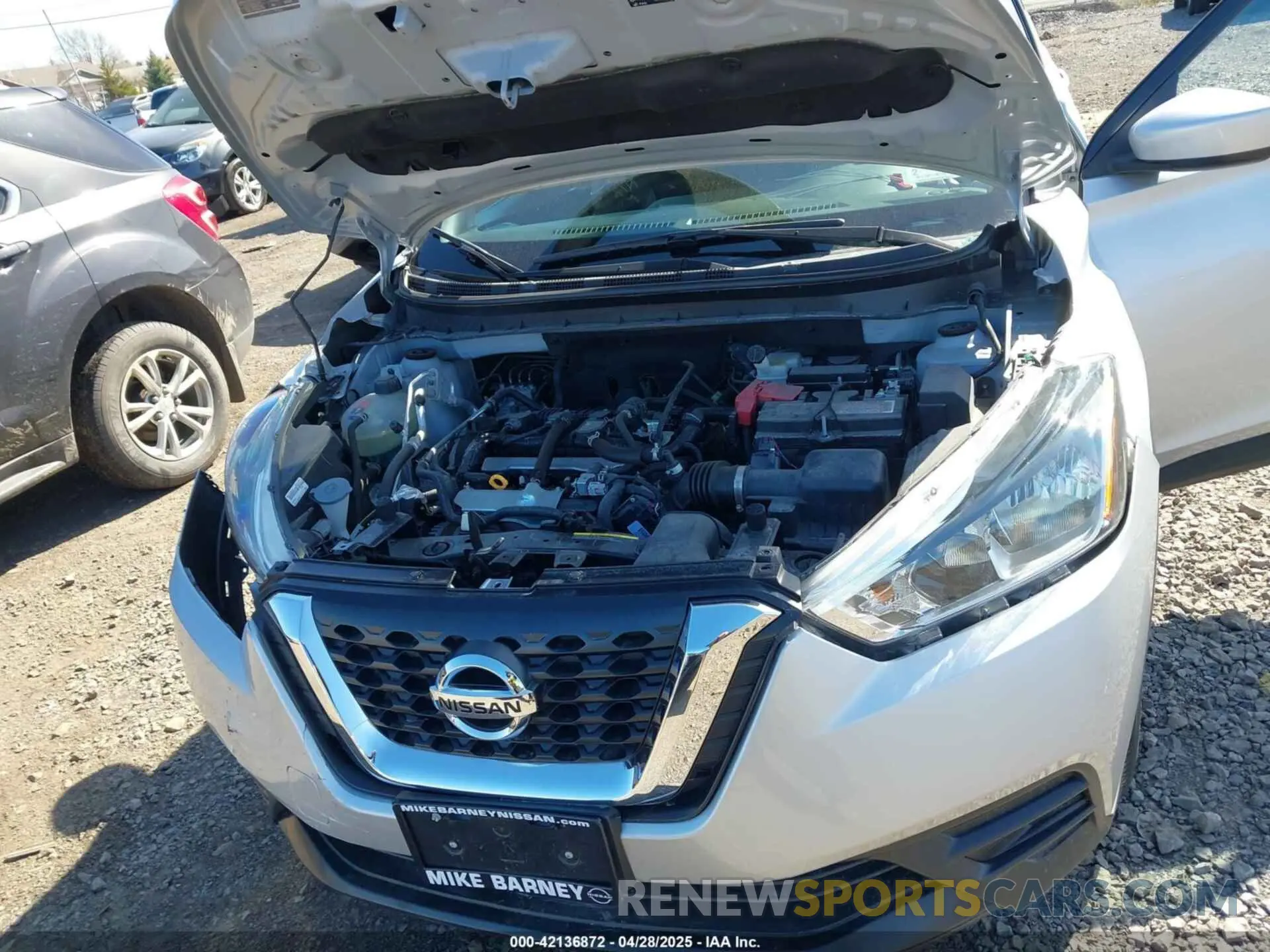 10 Photograph of a damaged car 3N1CP5CV7LL545281 NISSAN KICKS 2020