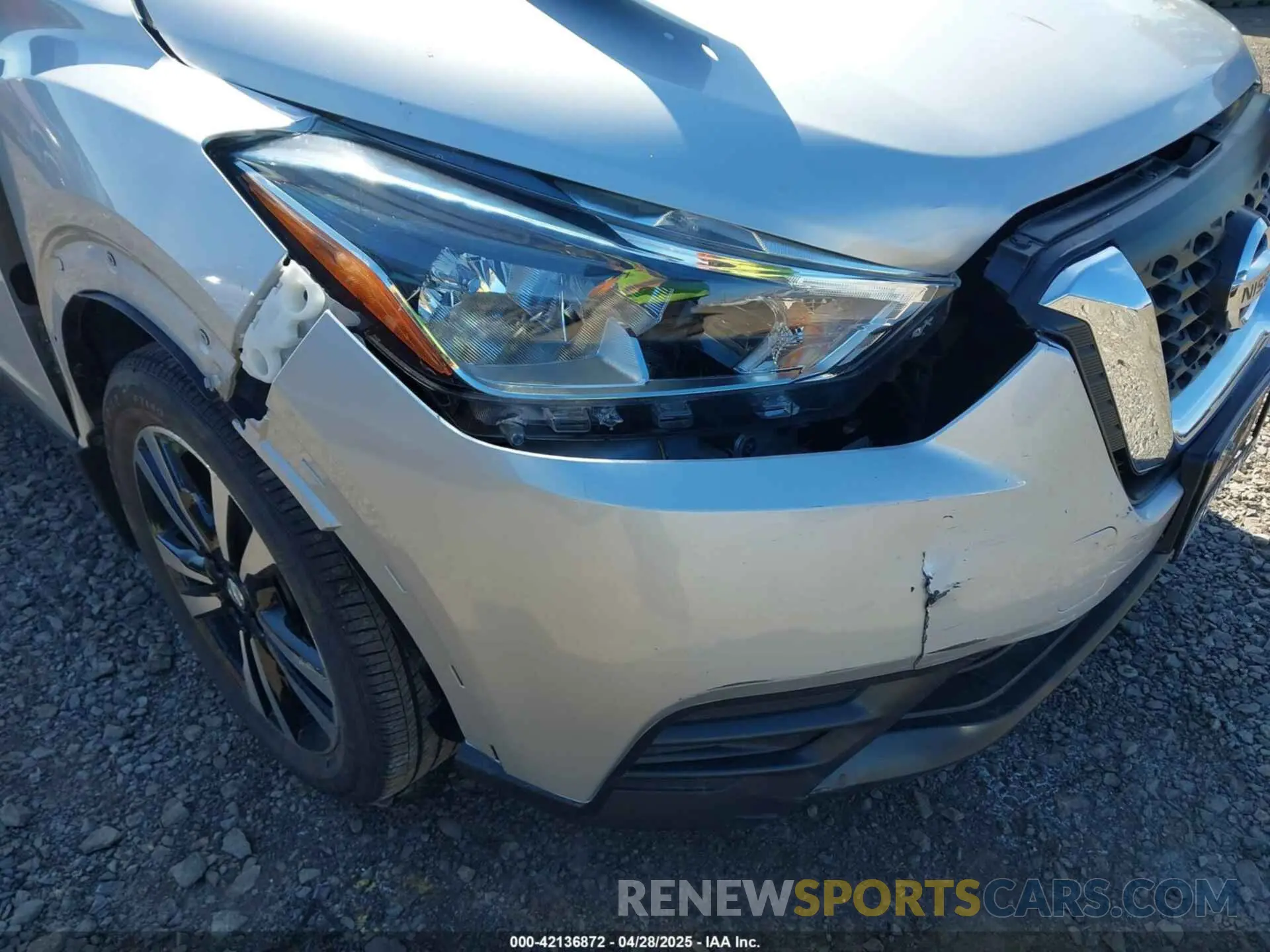 6 Photograph of a damaged car 3N1CP5CV7LL545281 NISSAN KICKS 2020