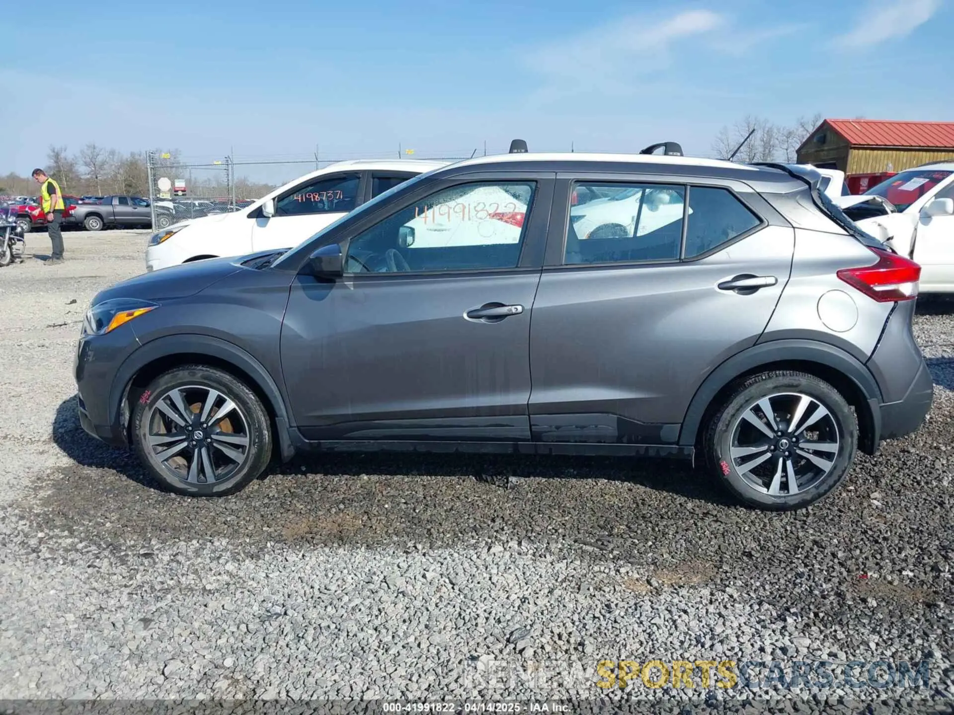 14 Photograph of a damaged car 3N1CP5CV7LL546690 NISSAN KICKS 2020