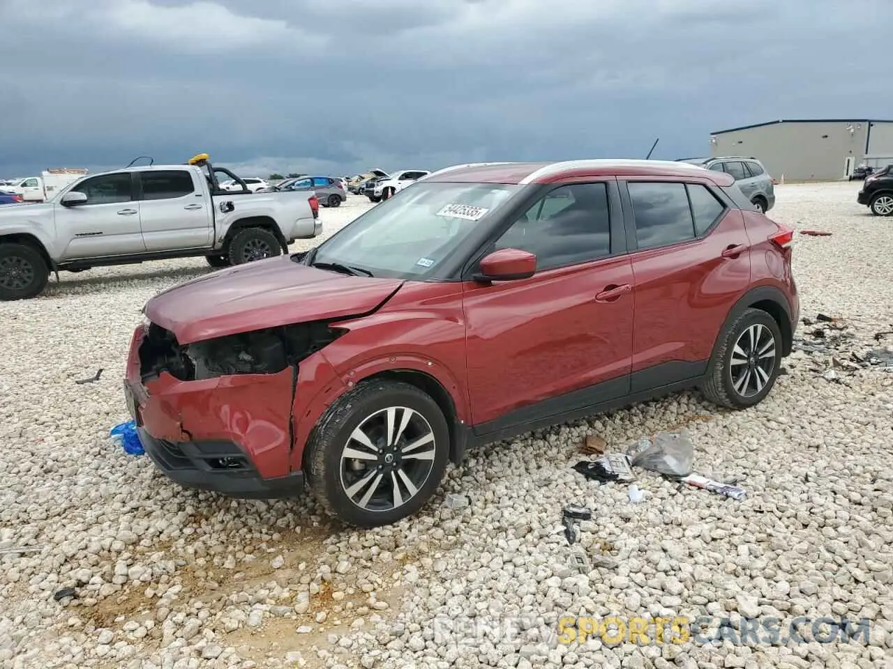 1 Photograph of a damaged car 3N1CP5CV7LL580094 NISSAN KICKS 2020