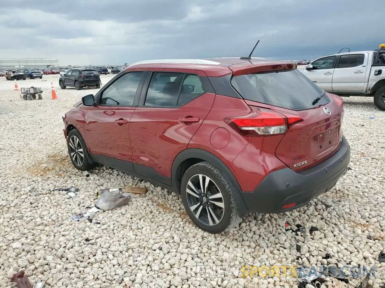 2 Photograph of a damaged car 3N1CP5CV7LL580094 NISSAN KICKS 2020