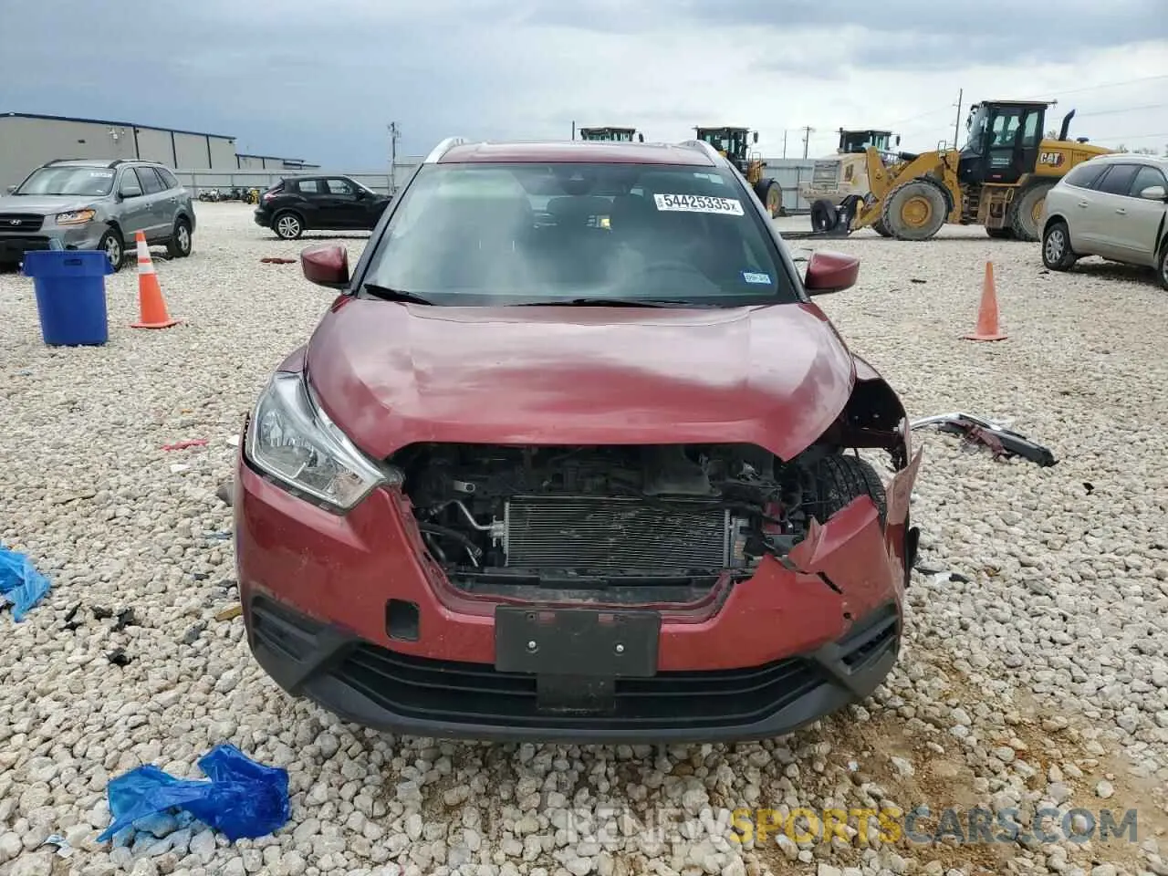 5 Photograph of a damaged car 3N1CP5CV7LL580094 NISSAN KICKS 2020