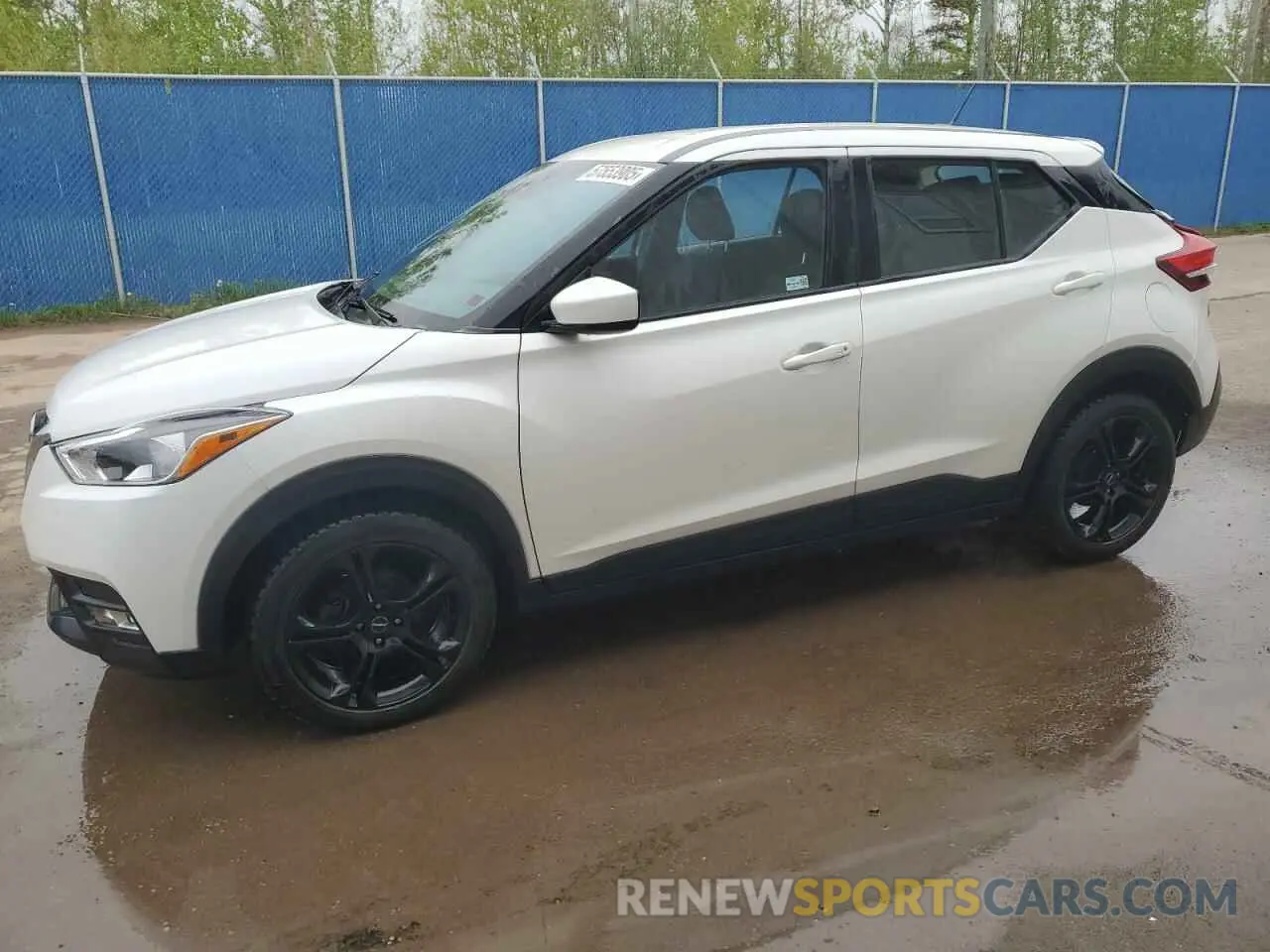 1 Photograph of a damaged car 3N1CP5CV8LL508174 NISSAN KICKS 2020