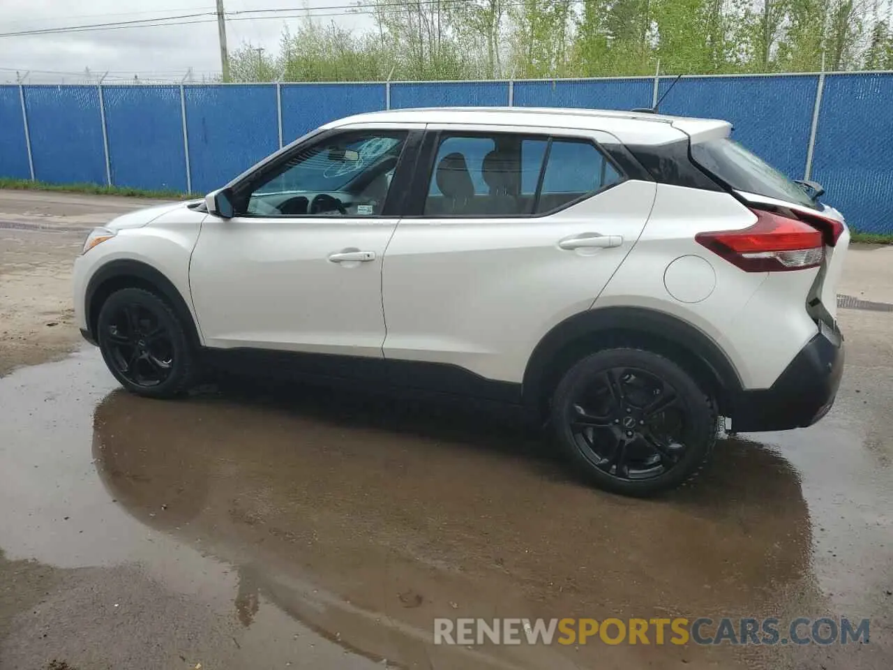 2 Photograph of a damaged car 3N1CP5CV8LL508174 NISSAN KICKS 2020
