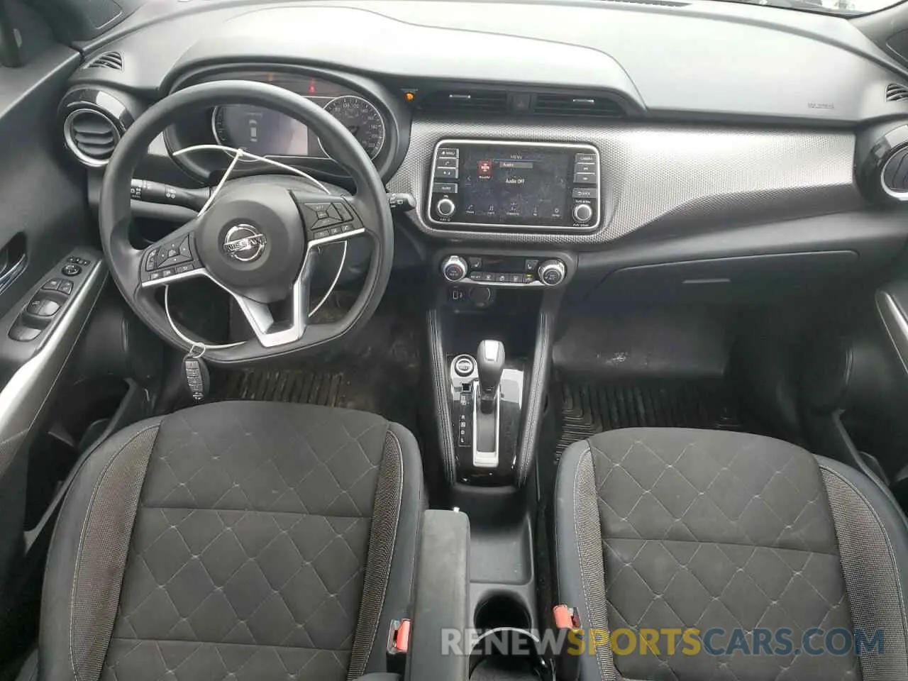 8 Photograph of a damaged car 3N1CP5CV8LL508174 NISSAN KICKS 2020