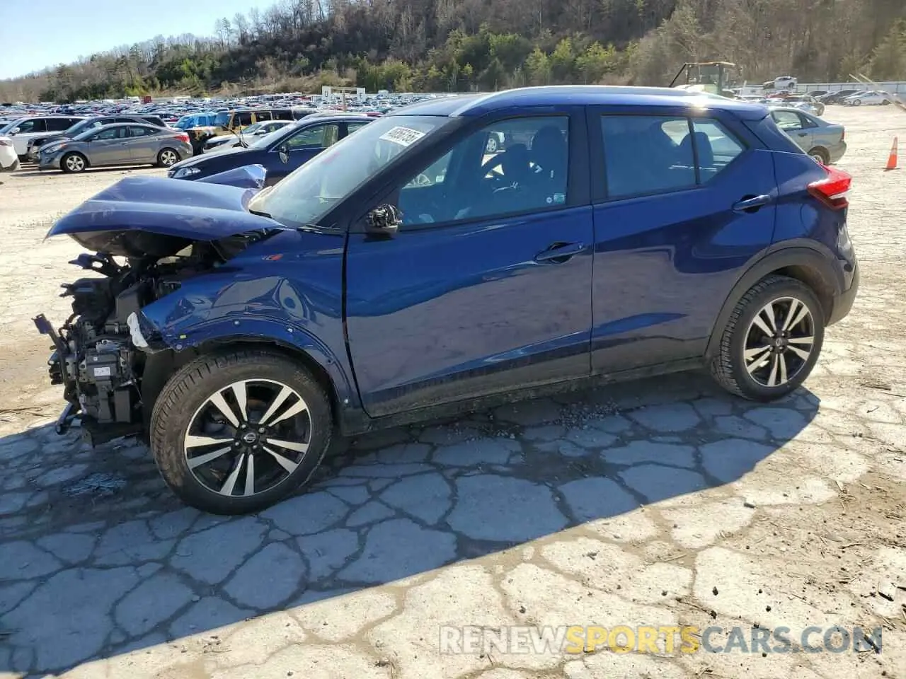 1 Photograph of a damaged car 3N1CP5CV8LL528134 NISSAN KICKS 2020