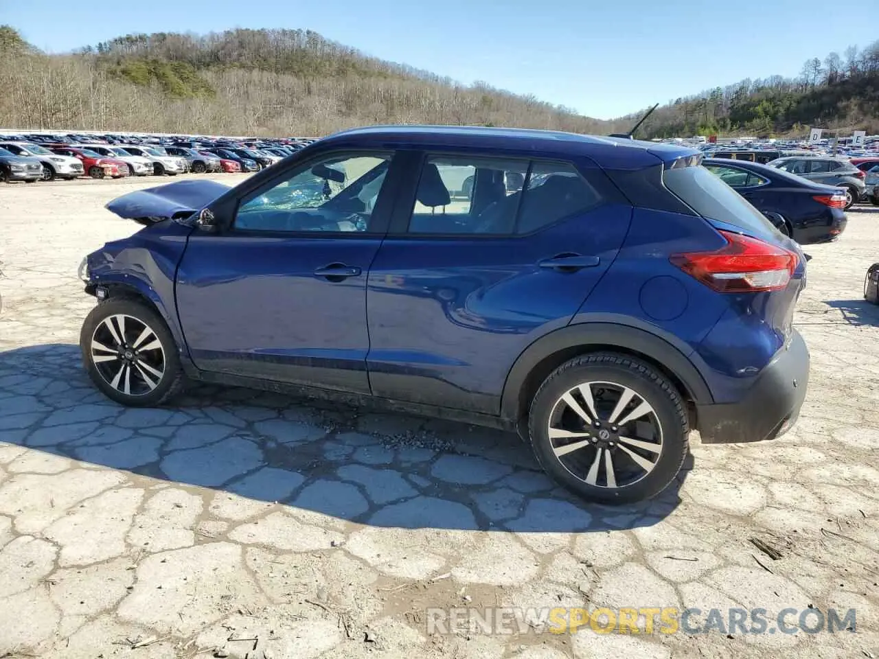 2 Photograph of a damaged car 3N1CP5CV8LL528134 NISSAN KICKS 2020