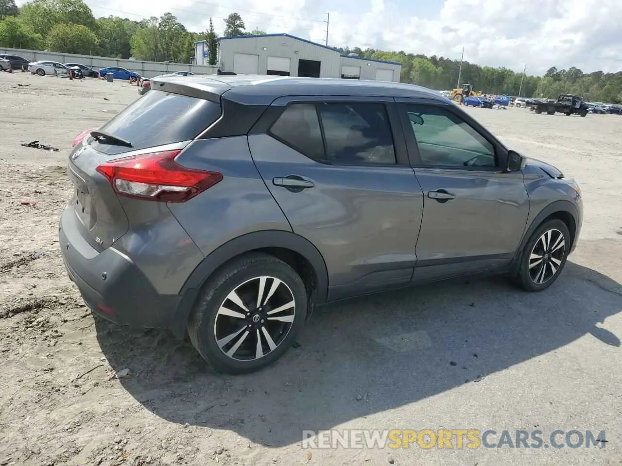 3 Photograph of a damaged car 3N1CP5CV8LL539912 NISSAN KICKS 2020