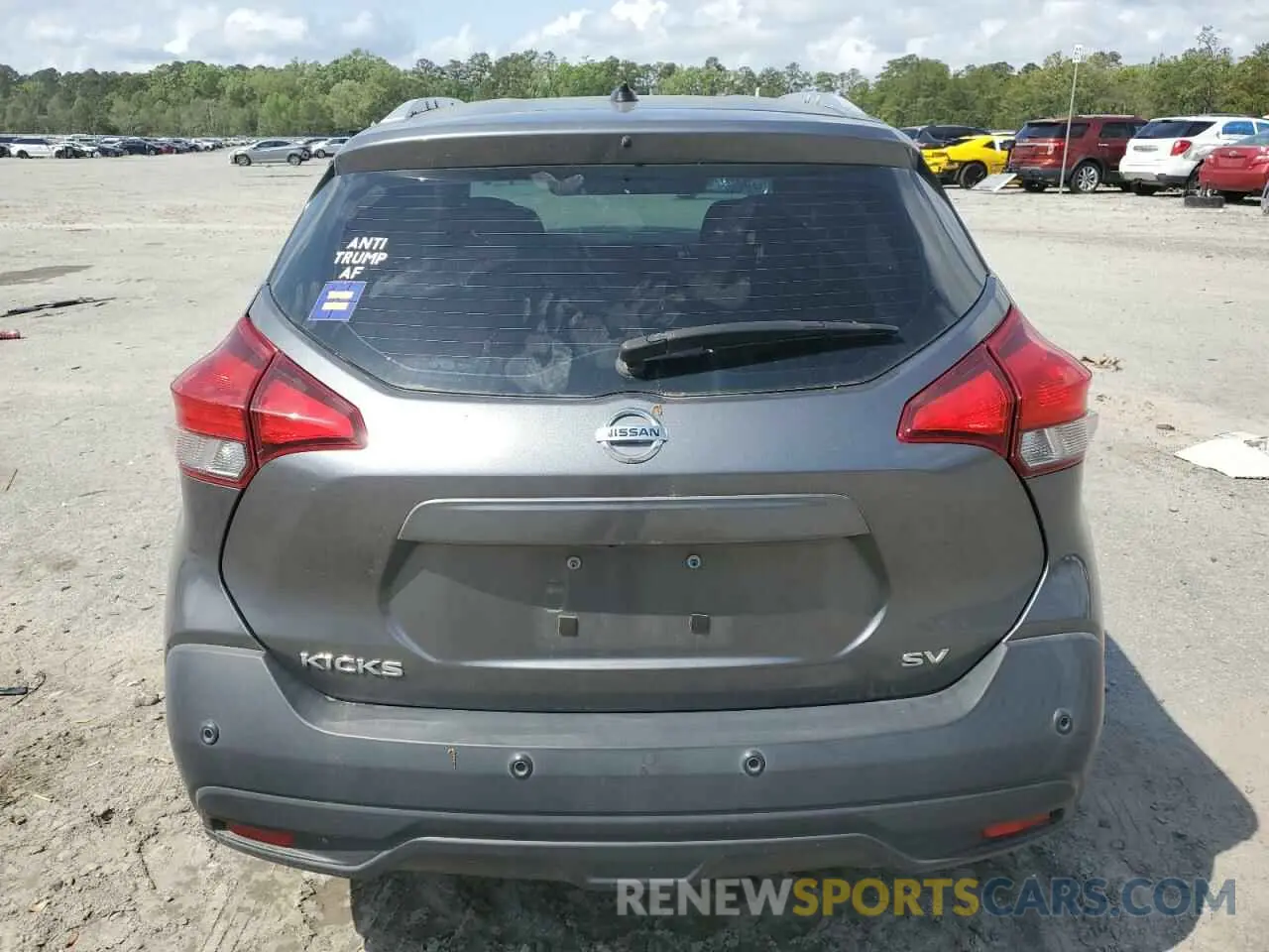 6 Photograph of a damaged car 3N1CP5CV8LL539912 NISSAN KICKS 2020