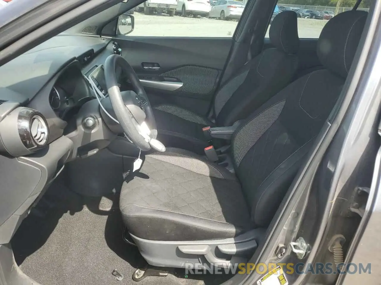 7 Photograph of a damaged car 3N1CP5CV8LL539912 NISSAN KICKS 2020