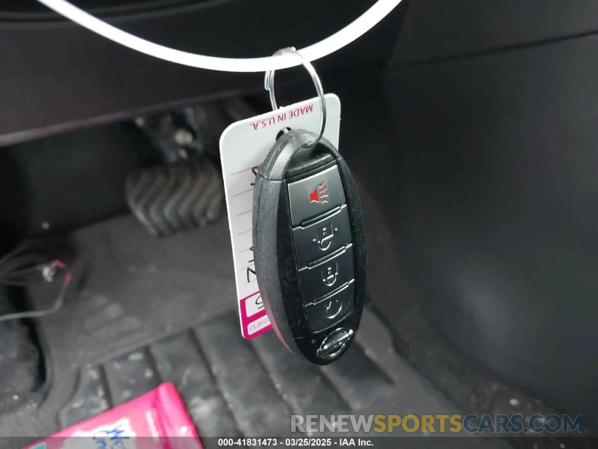 11 Photograph of a damaged car 3N1CP5CV8LL565765 NISSAN KICKS 2020