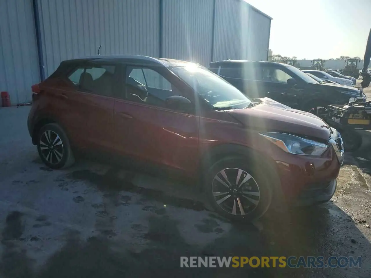 4 Photograph of a damaged car 3N1CP5CV8LL565944 NISSAN KICKS 2020