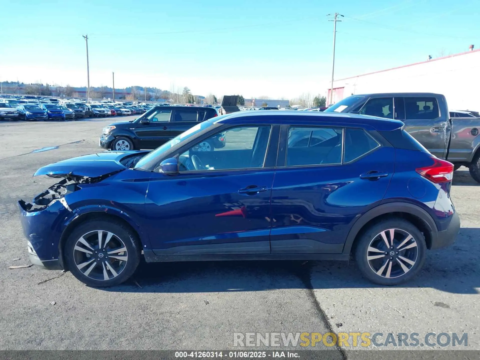 15 Photograph of a damaged car 3N1CP5CV9LL499713 NISSAN KICKS 2020